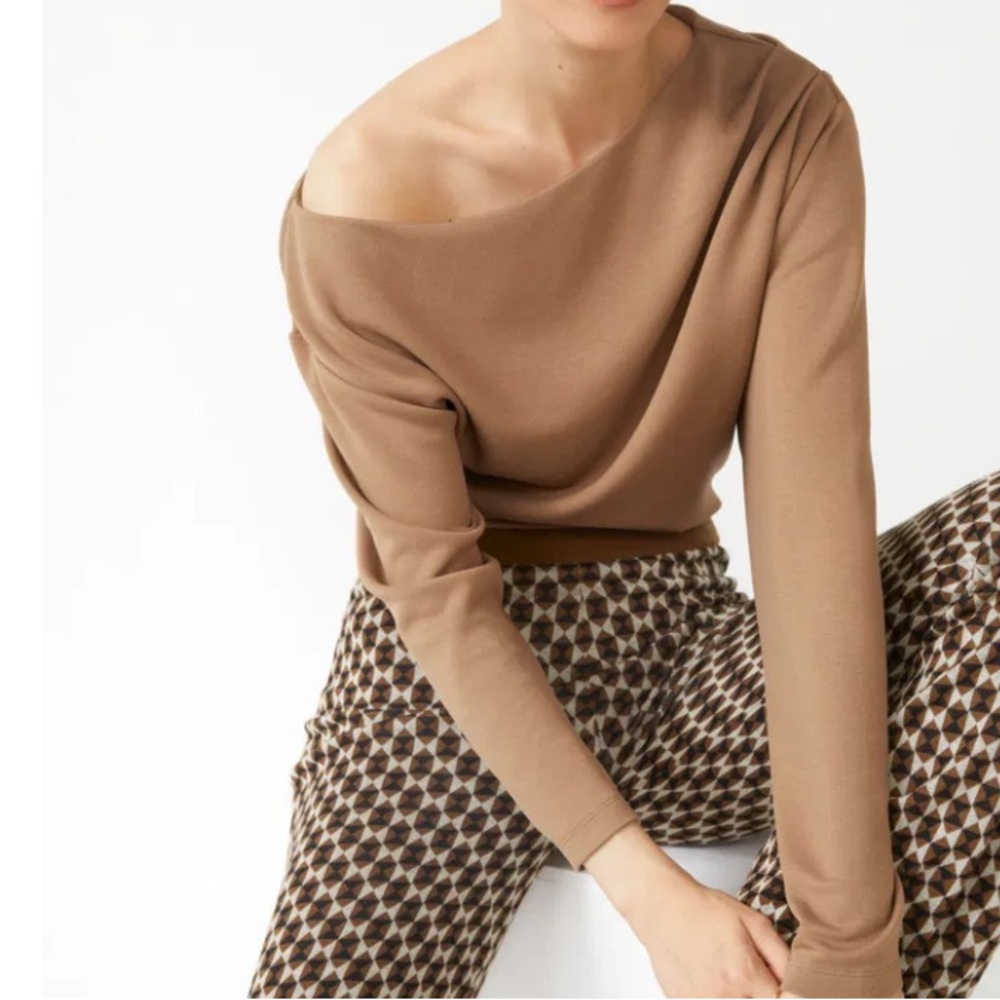 & OTHER STORIES Asymmetric Pleated Top | S